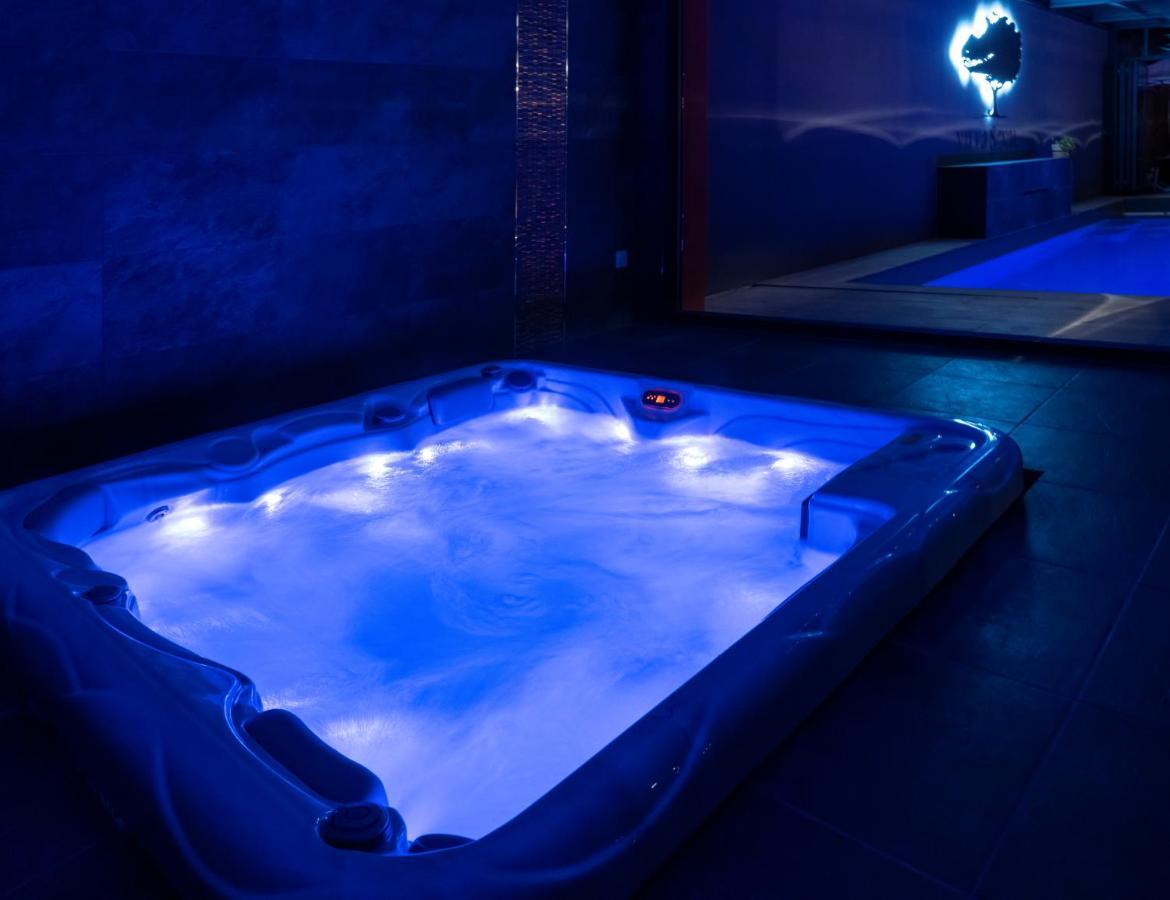 Villa Seyal - Avec Piscine - Jacuzzi - Sauna & Climatisation Le Mans Exterior foto